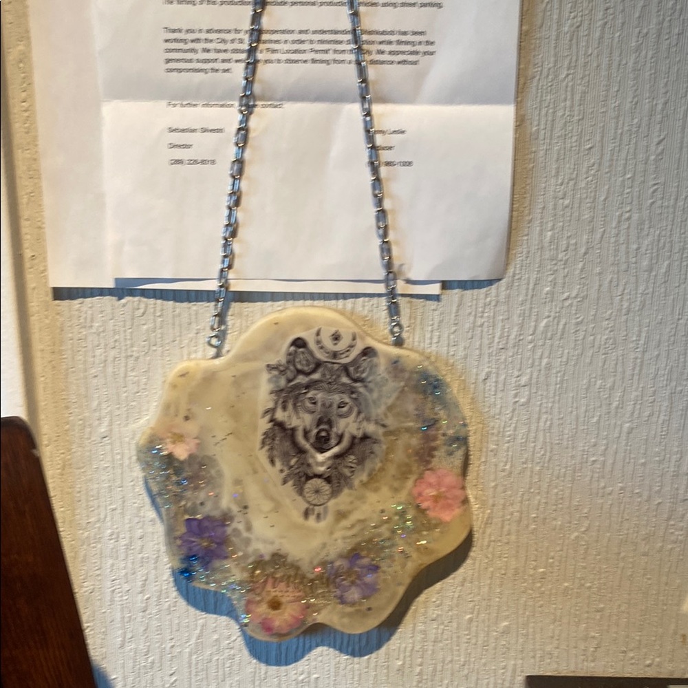 Wolf Design Hanging Art Piece